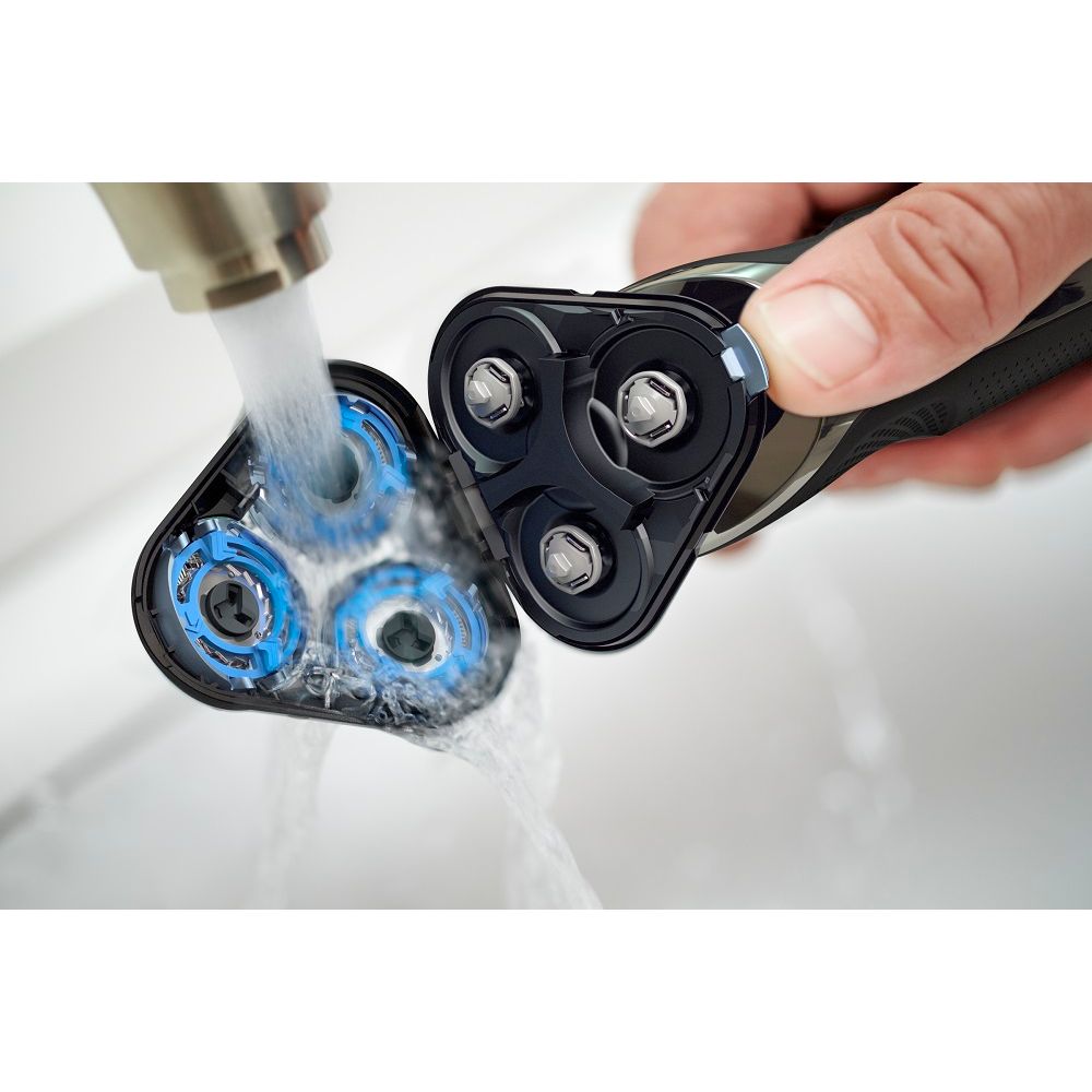 barbeador-s661011-na-água